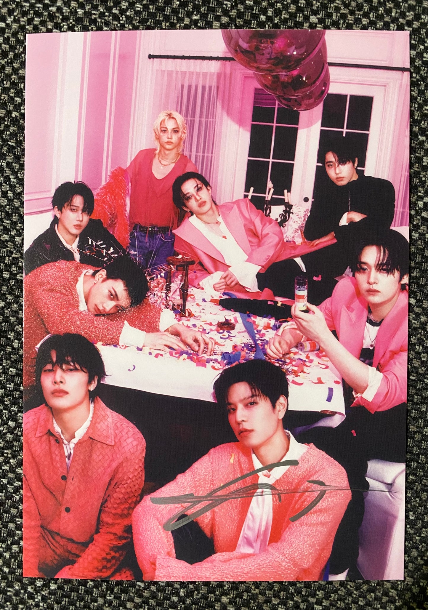 Stray Kids Lee Know SIGNED SKZ IT TAPE ‘DO IT’ Postcard US Exclusive