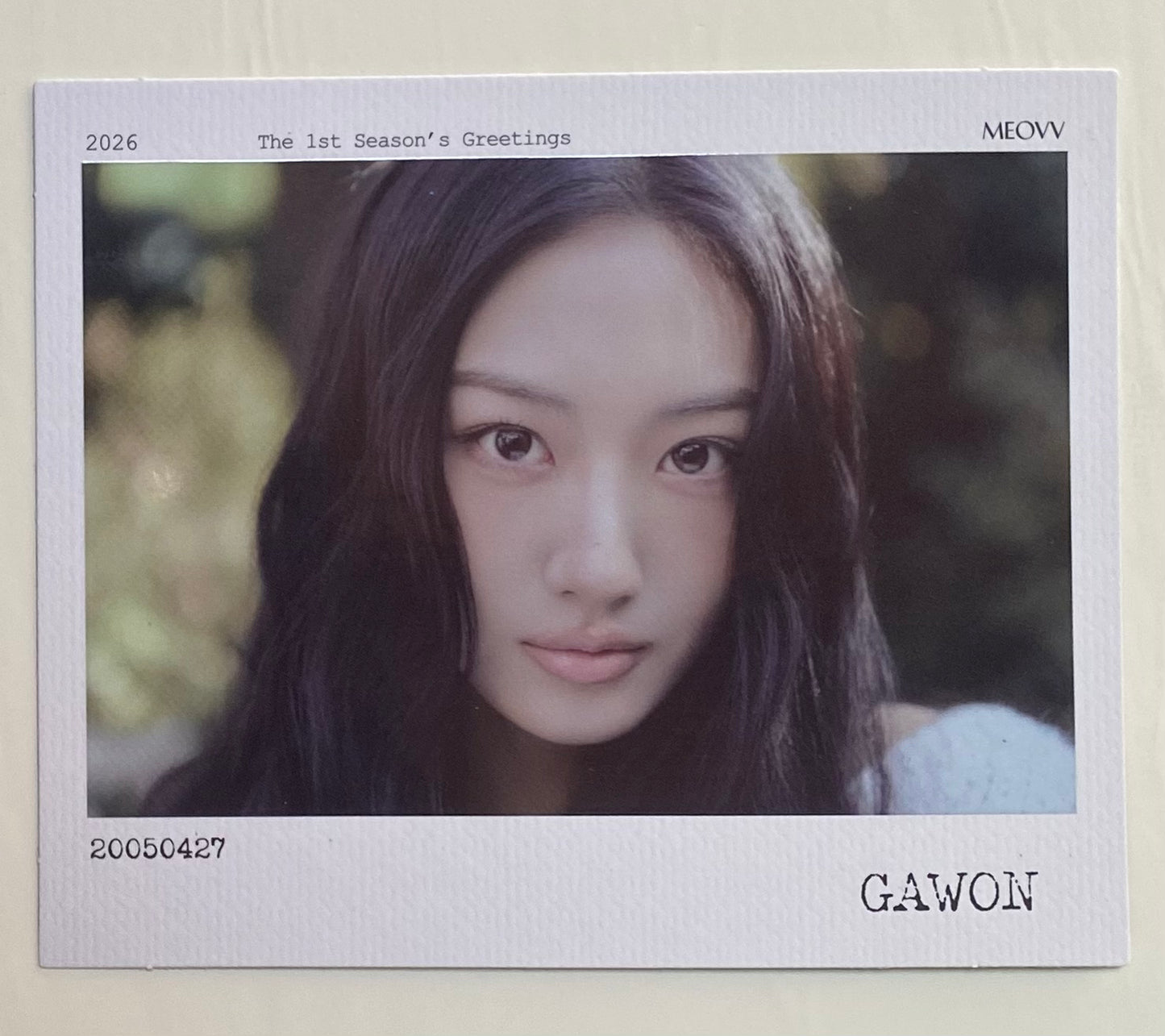 MEOVV Gawon 2026 Season’s Greetings Polaroid Photo
