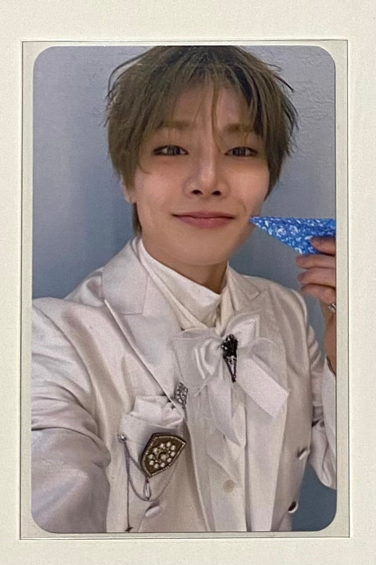 Stray Kids I.N SKZOO EVERYWHERE ALL AROUND THE WORLD POP-UP IN SEOUL Online POB Photocard