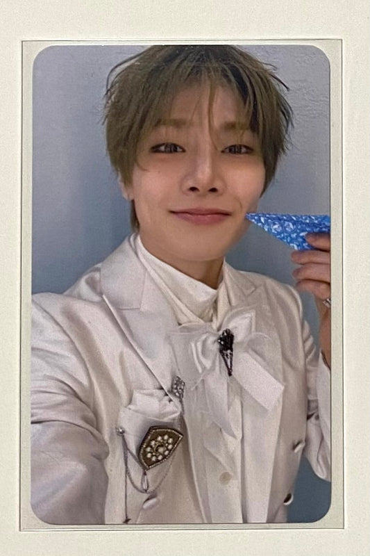 Stray Kids I.N SKZOO EVERYWHERE ALL AROUND THE WORLD POP-UP IN SEOUL Online POB Photocard