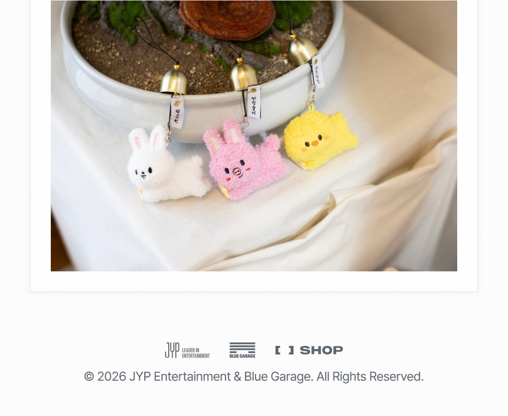 [PREORDER] [SHIPS IN SEPT-OCT] Stray Kids - World Tour [RUN IT SEOUL] OFFICIAL MD - SKZOO PLUSH DOOR BELL KEYRING (SKZOO Choice)