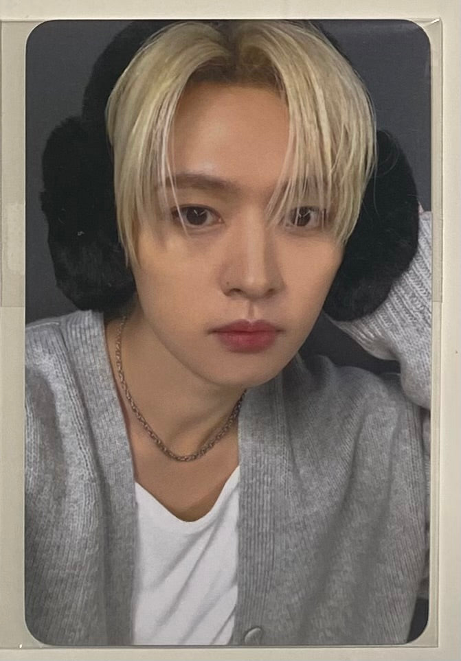 Stray Kids Lee Know SKZ IT TAPE ‘DO IT’ Soundwave Pop Up 1st Week Photocard