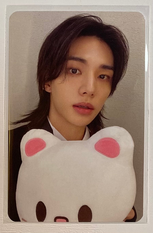 Stray Kids Hyunjin SKZOO EVERYWHERE ALL AROUND THE WORLD POP-UP IN SEOUL Offline POB Photocard