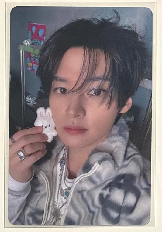 Stray Kids Lee Know 2026 Season’s Greetings [Starlight Supper Club] Selfie Photocard