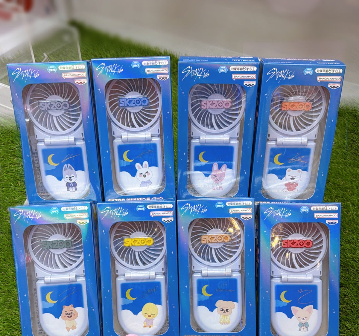 [ON DEMAND] [SHIPS IN 3-5 WEEKS] Stray Kids - SKZOO X GiGO SUMMER CAMPAIGN OFFICIAL CRANE GAME PRIZE - SKZOO MINI 2 WAY HAND-FAN (Skzoo Choice)