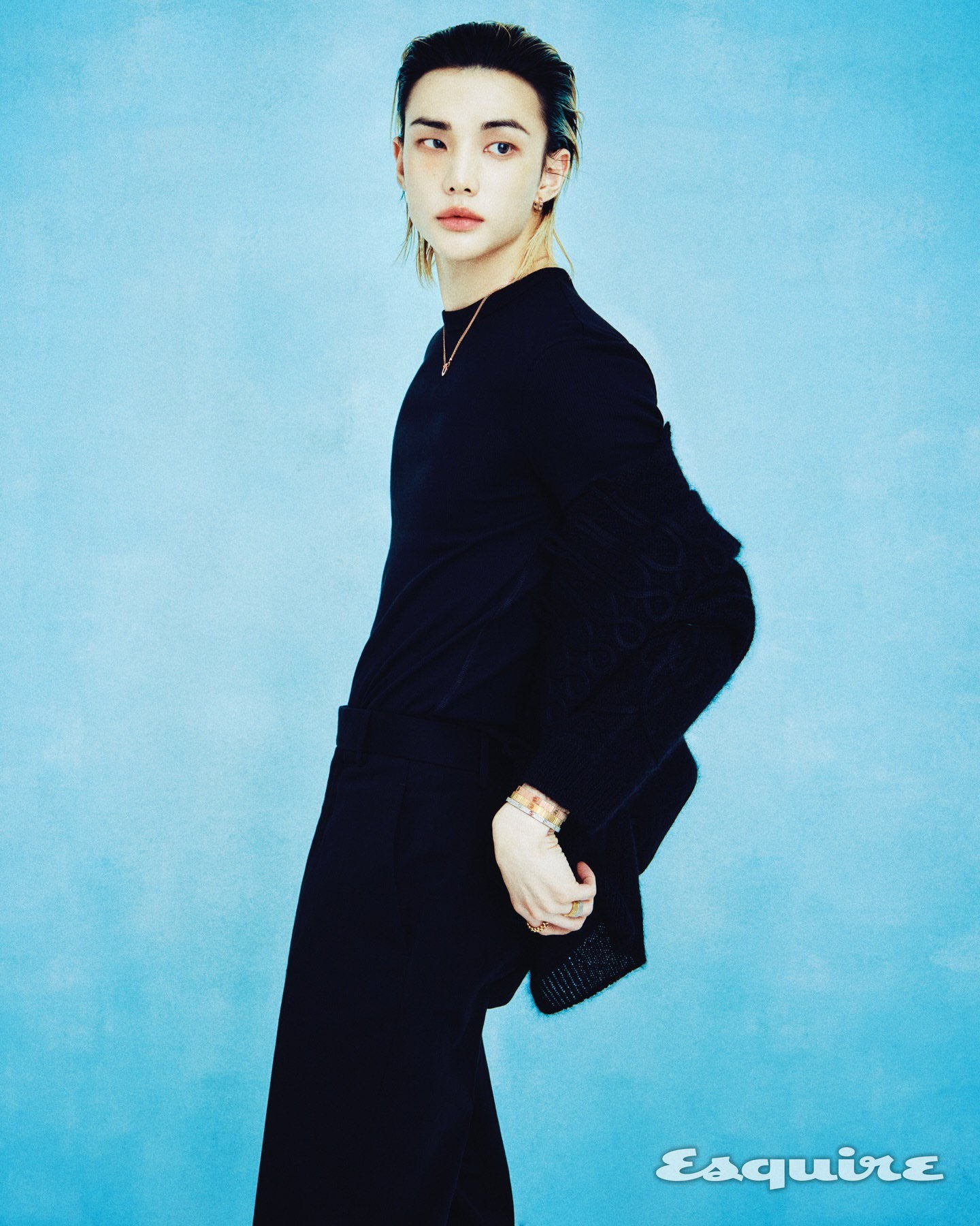 [ON DEMAND] ESQUIRE KOREA - January 2026 [RANDOM Cover: NAM JOO HYUK, Main Content: STRAY KIDS HYUNJIN]