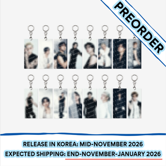 [PREORDER] [SHIPS IN NOV-JAN] Stray Kids - World Tour [RUN IT SEOUL] OFFICIAL MD - SECRET ACRYLIC KEYRING (RANDOM)