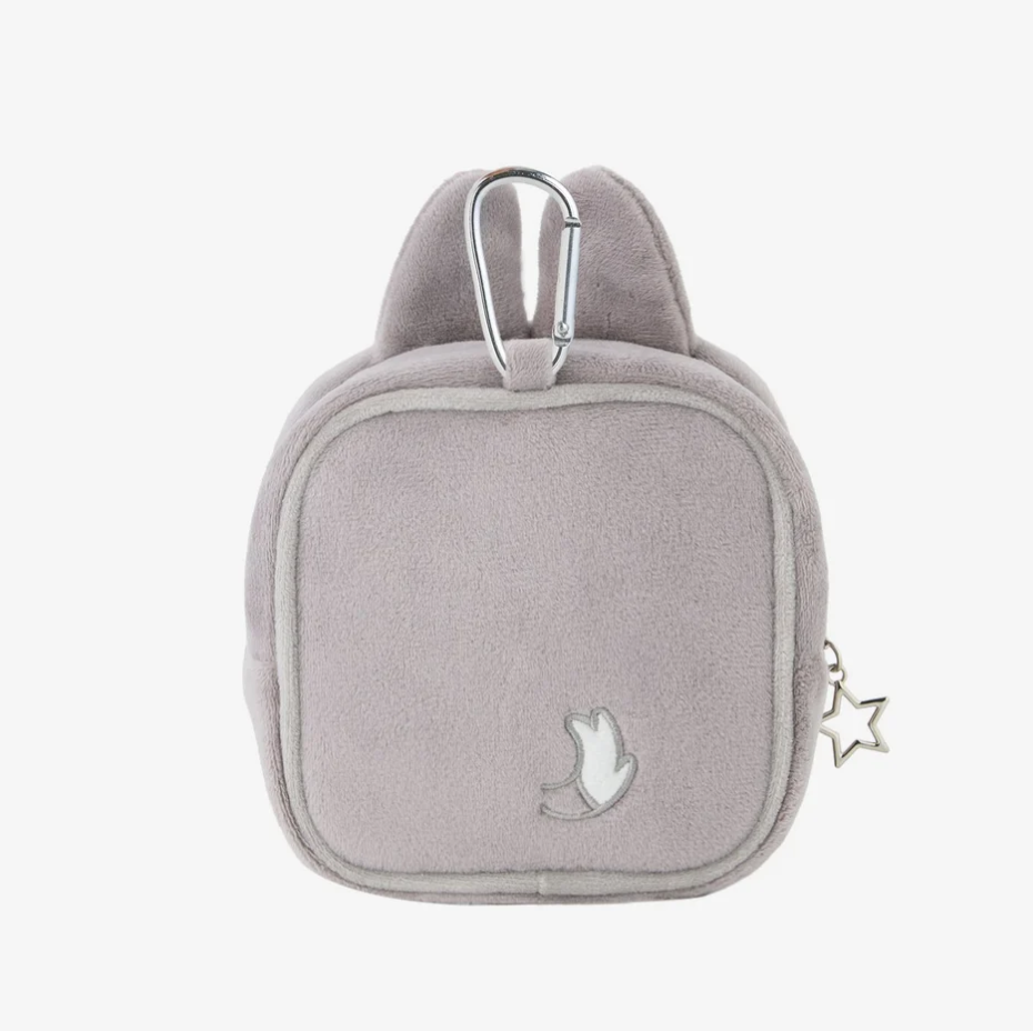 [PREORDER] [SHIPS IN SEPT-NOV] Stray Kids - World Tour [RUN IT JAPAN] OFFICIAL MD CARABINER POUCH (Member Choice)