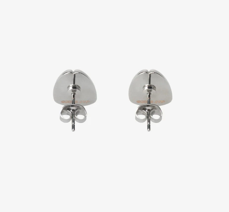 [PREORDER] [SHIPS IN SEPT-DEC] Stray Kids - World Tour [RUN IT JAPAN] OFFICIAL MD EARRINGS (2 PIECES) (Member Choice)